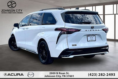 2023 Toyota Sienna XSE 7 Passenger