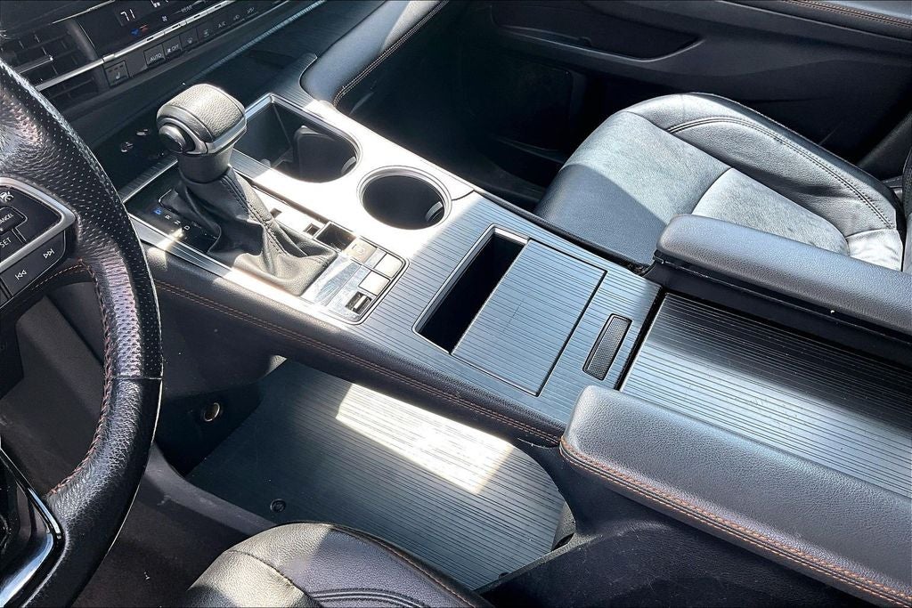 2023 Toyota Sienna XSE 7 Passenger