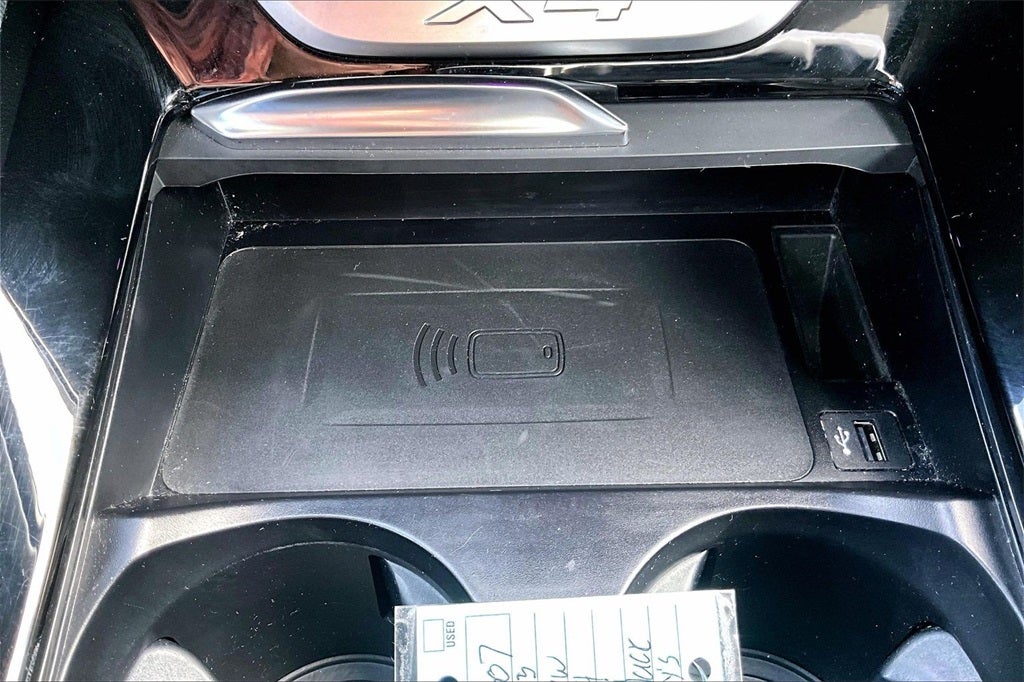 2023 BMW X4 xDrive30i