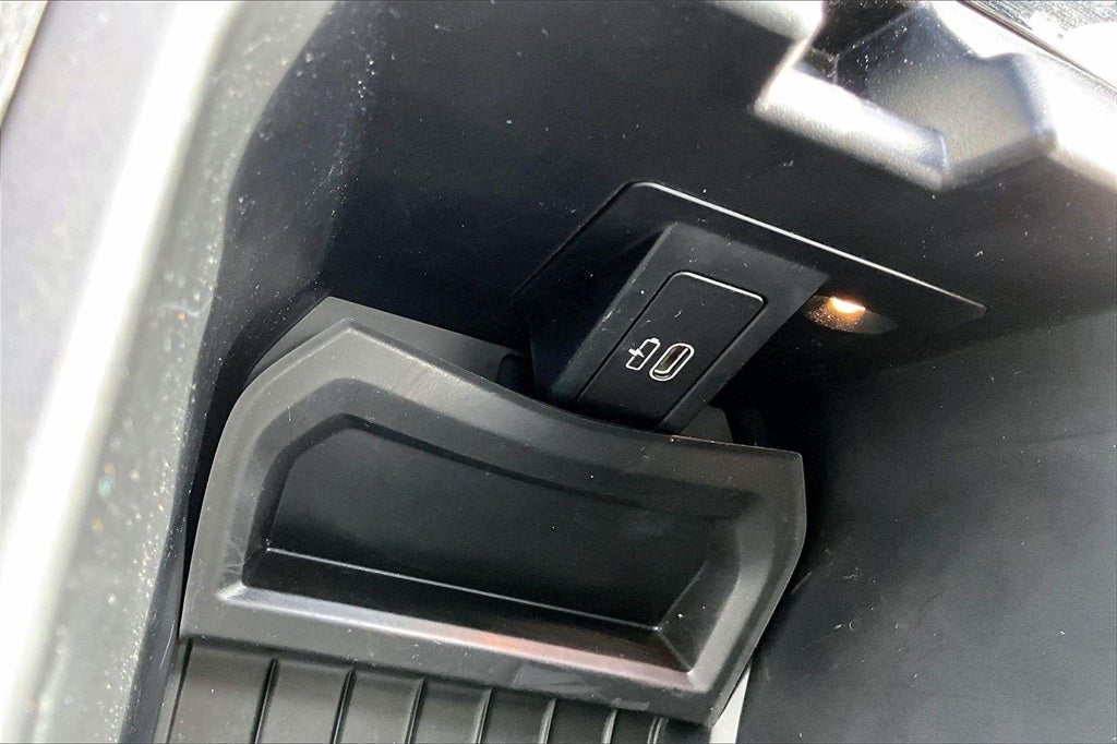 2023 BMW X4 xDrive30i