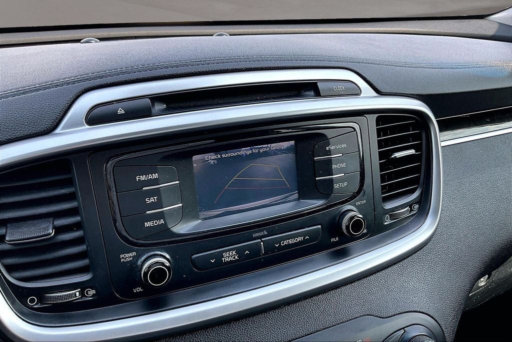 2016 Kia Sorento LX
