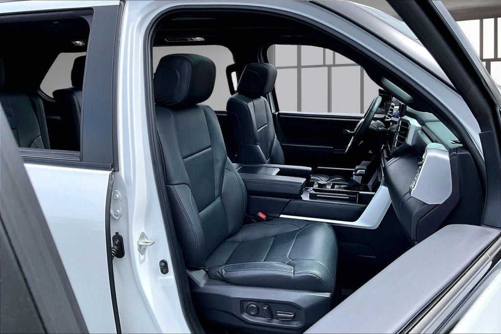 2024 Toyota Sequoia Platinum