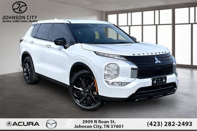 2023 Mitsubishi Outlander Base