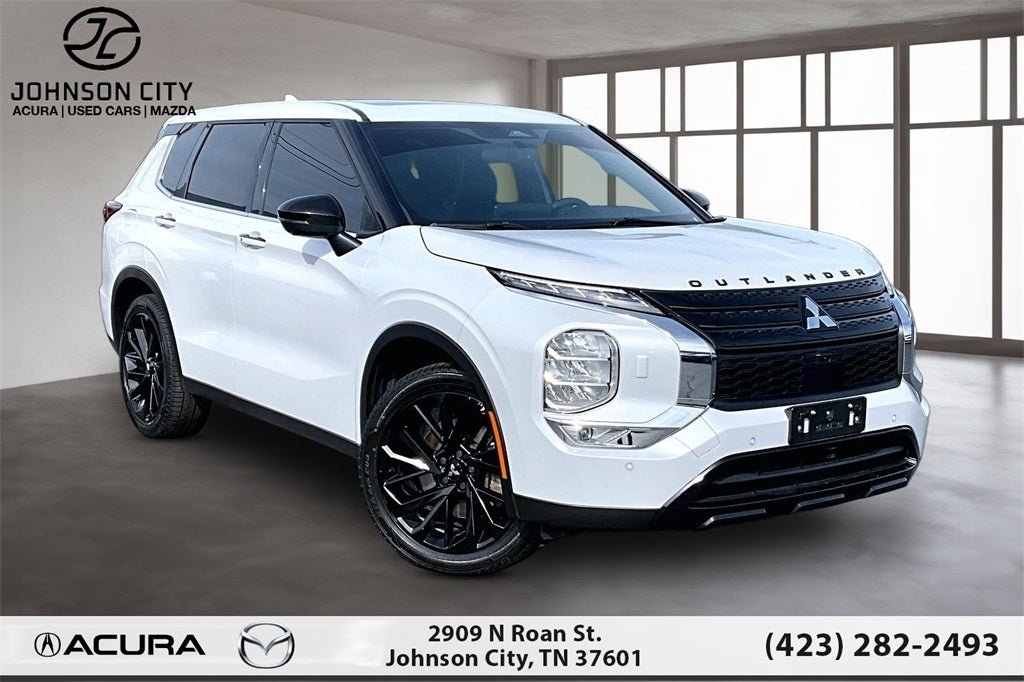 2023 Mitsubishi Outlander Base