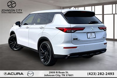 2023 Mitsubishi Outlander Base