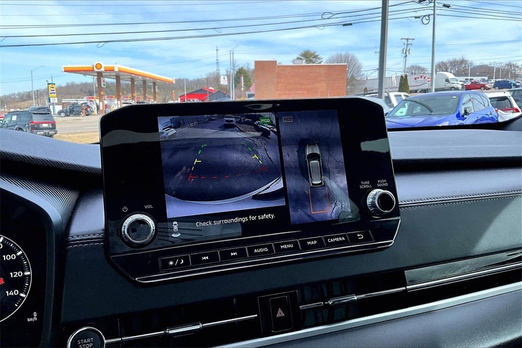 2023 Mitsubishi Outlander Base