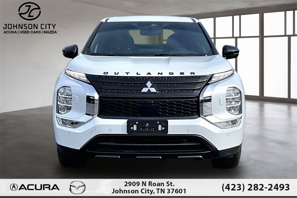 2023 Mitsubishi Outlander Base