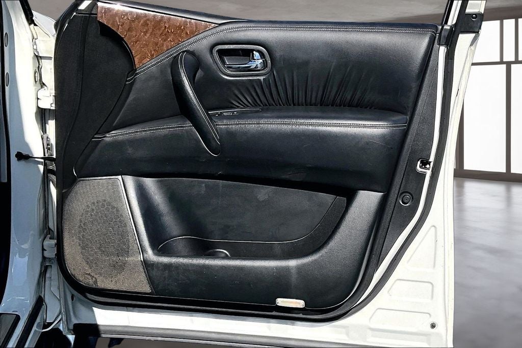 2017 INFINITI QX80 Base