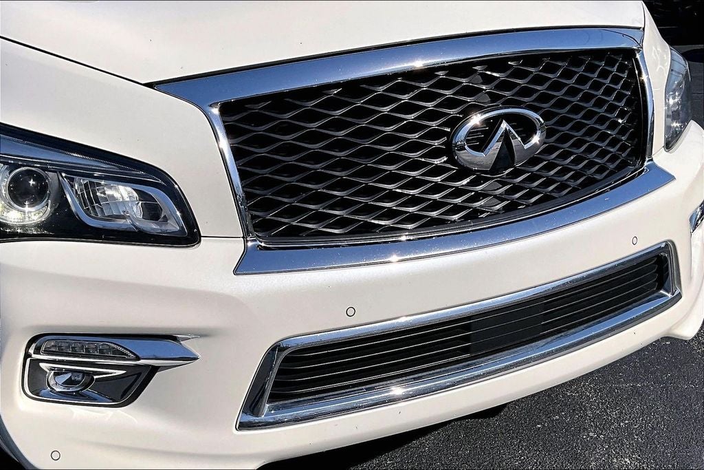 2017 INFINITI QX80 Base