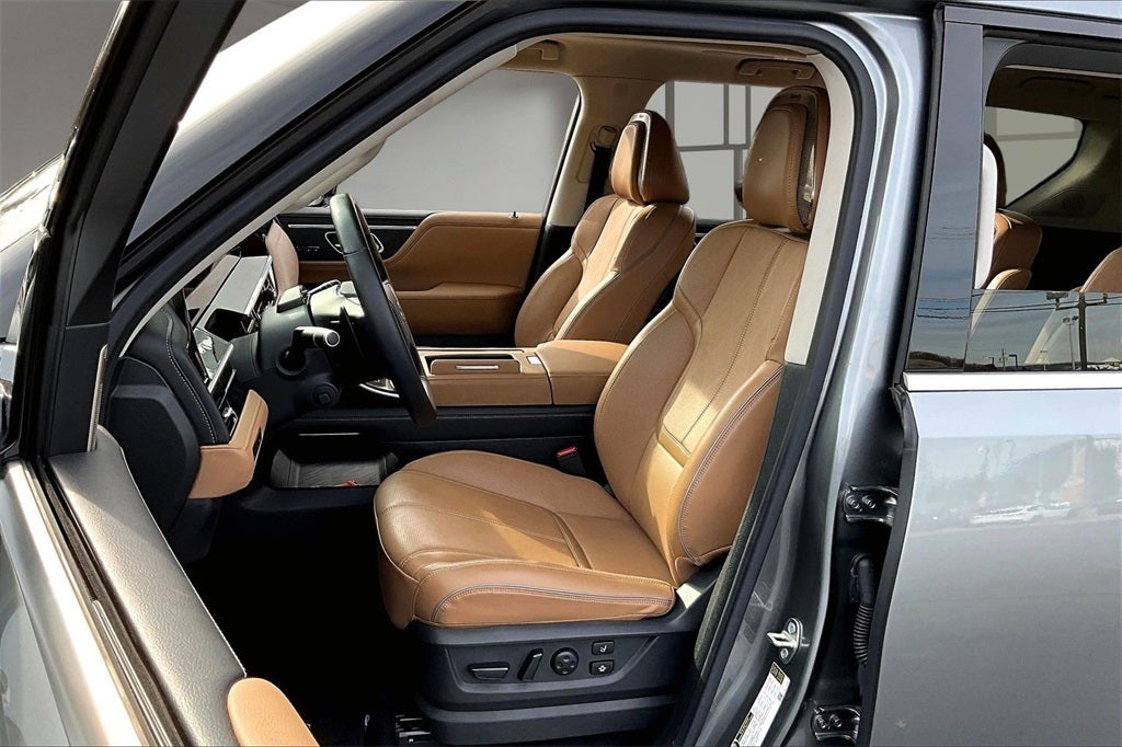 2025 INFINITI QX80 SENSORY