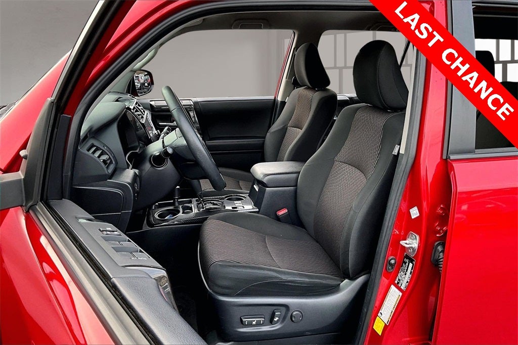 2023 Toyota 4Runner TRD Off-Road