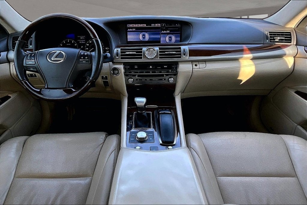2013 Lexus LS 460