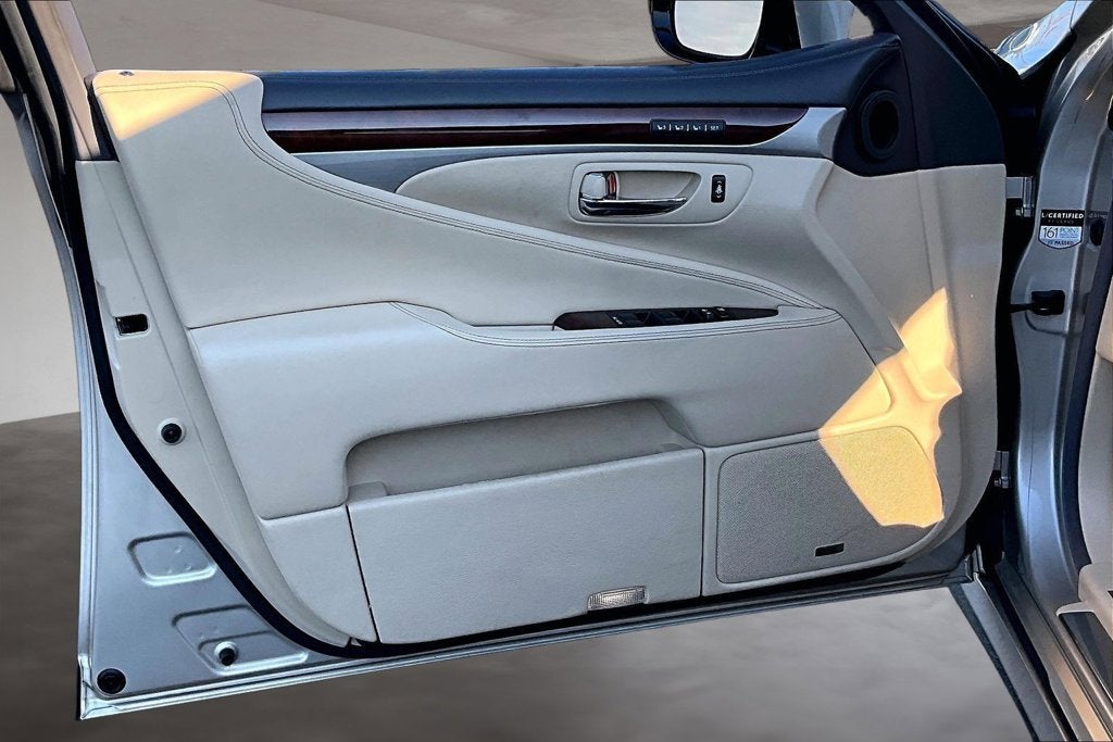 2013 Lexus LS 460