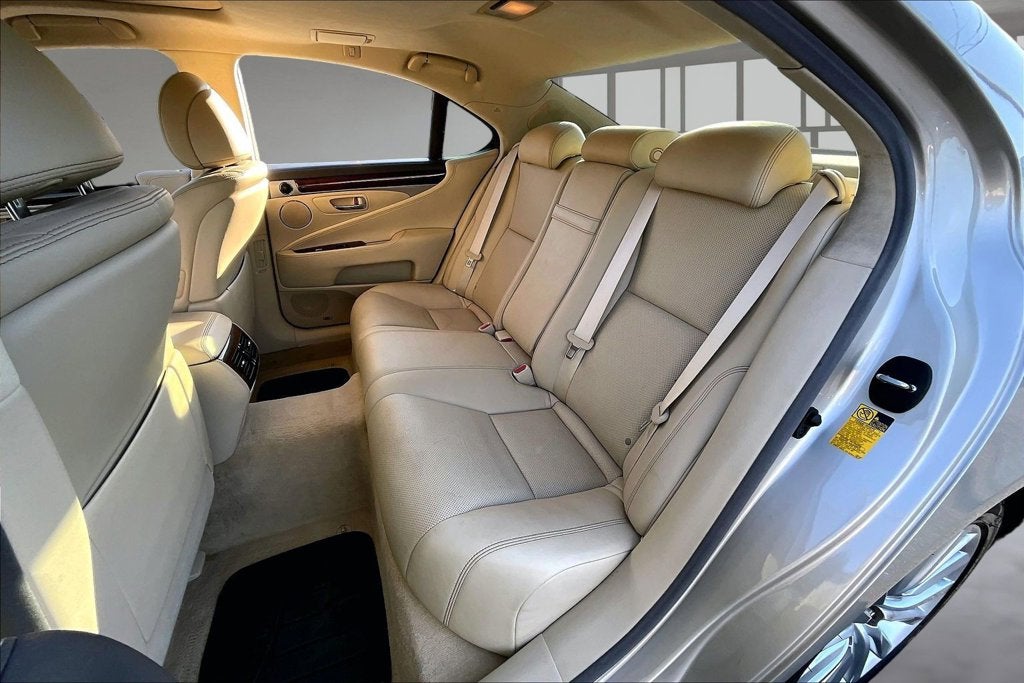 2013 Lexus LS 460