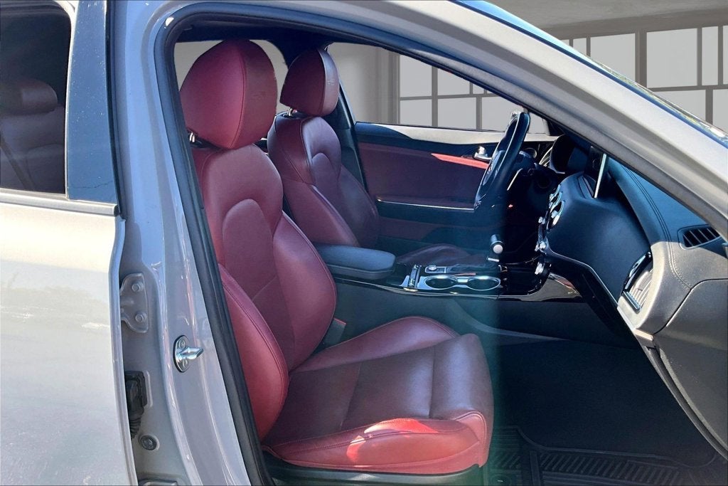 2021 Kia Stinger GT-Line