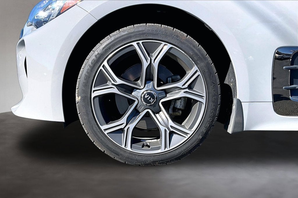 2021 Kia Stinger GT-Line