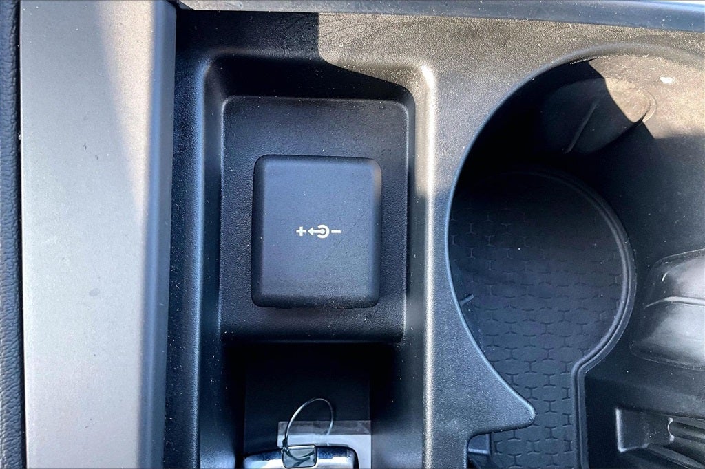 2025 Jaguar F-PACE P400 R-Dynamic S