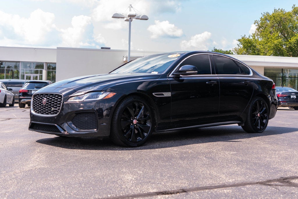 2023 Jaguar XF R-Dynamic SE