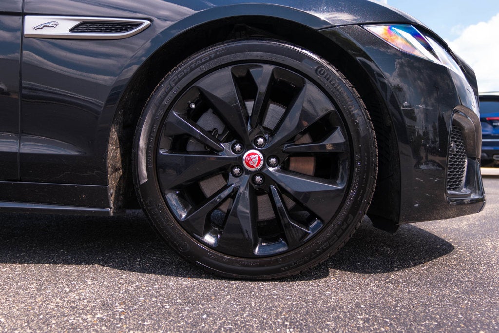 2023 Jaguar XF R-Dynamic SE