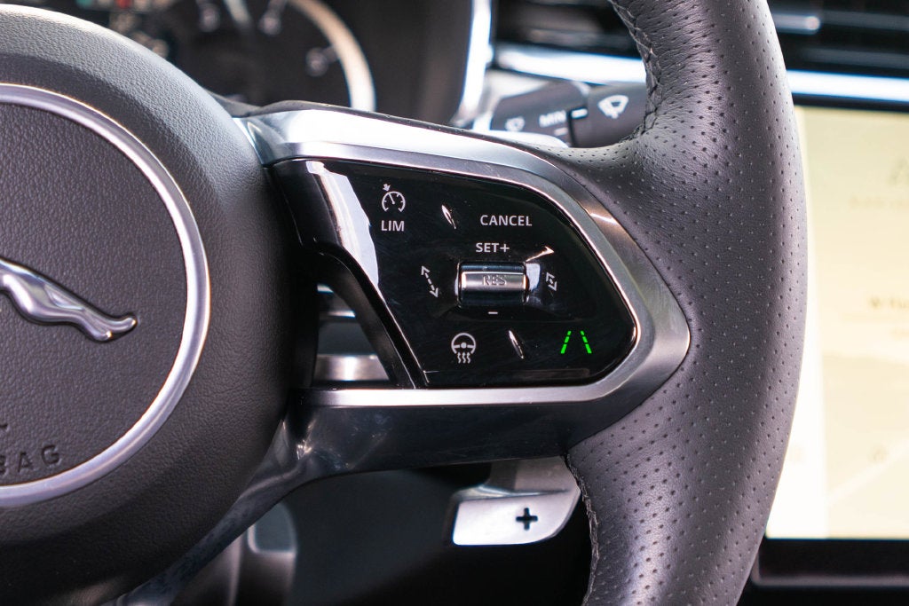 2023 Jaguar XF R-Dynamic SE