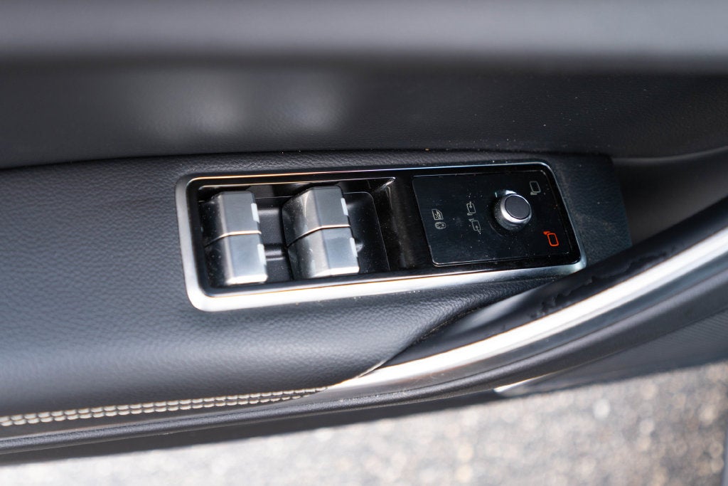 2023 Jaguar XF R-Dynamic SE