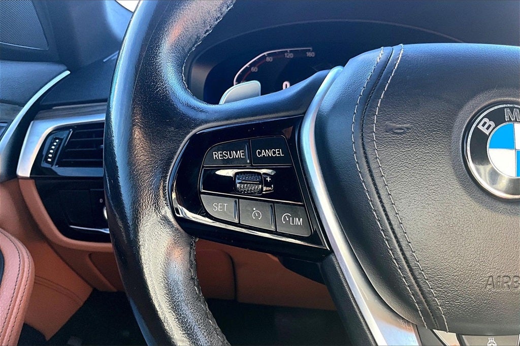 2021 BMW 5 Series 530i