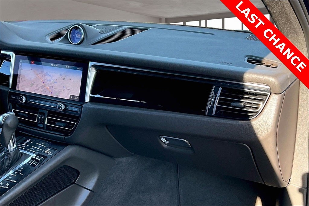 2021 Porsche Macan Base