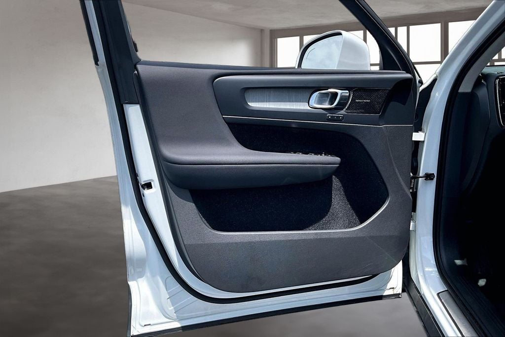2022 Volvo XC40 T5 Inscription